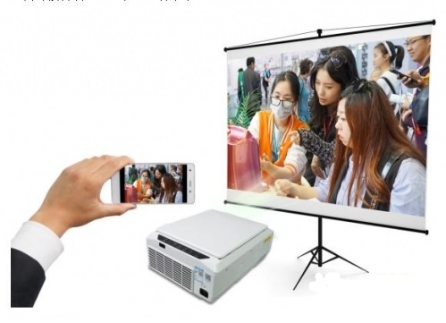 如何連接無線同屏器與高清投影儀