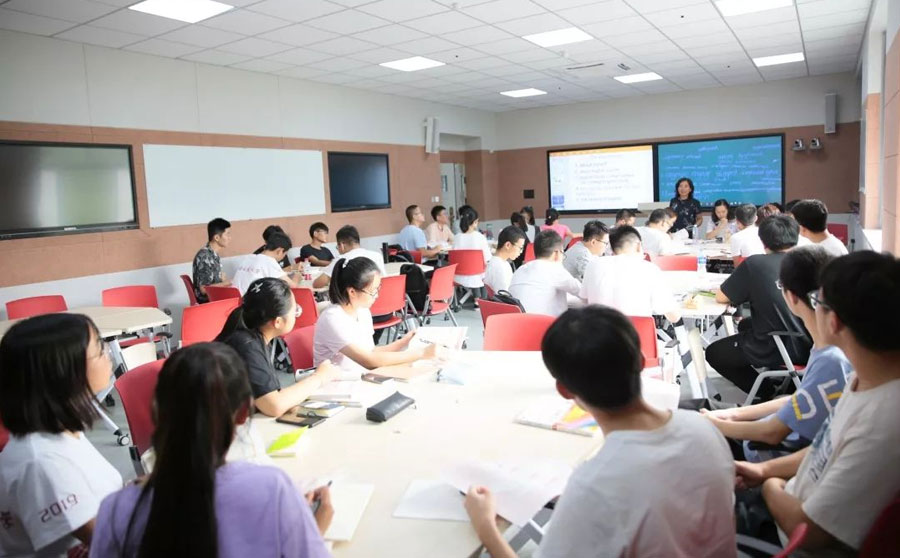 無線投屏讓教學(xué)中師生互動(dòng)成為常態(tài) 無線投屏讓教學(xué)中師生互動(dòng)成為常態(tài)