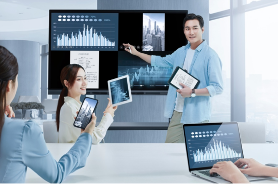 一臺投影儀如何接多臺電腦